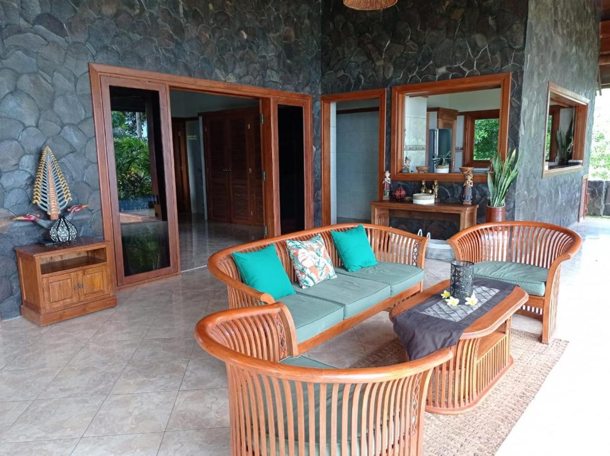 Absolute Beachfront, Paradise, 3Br Villa With Private Pool On 1200M2 Of Tropical Land Tulamben Zewnętrze zdjęcie