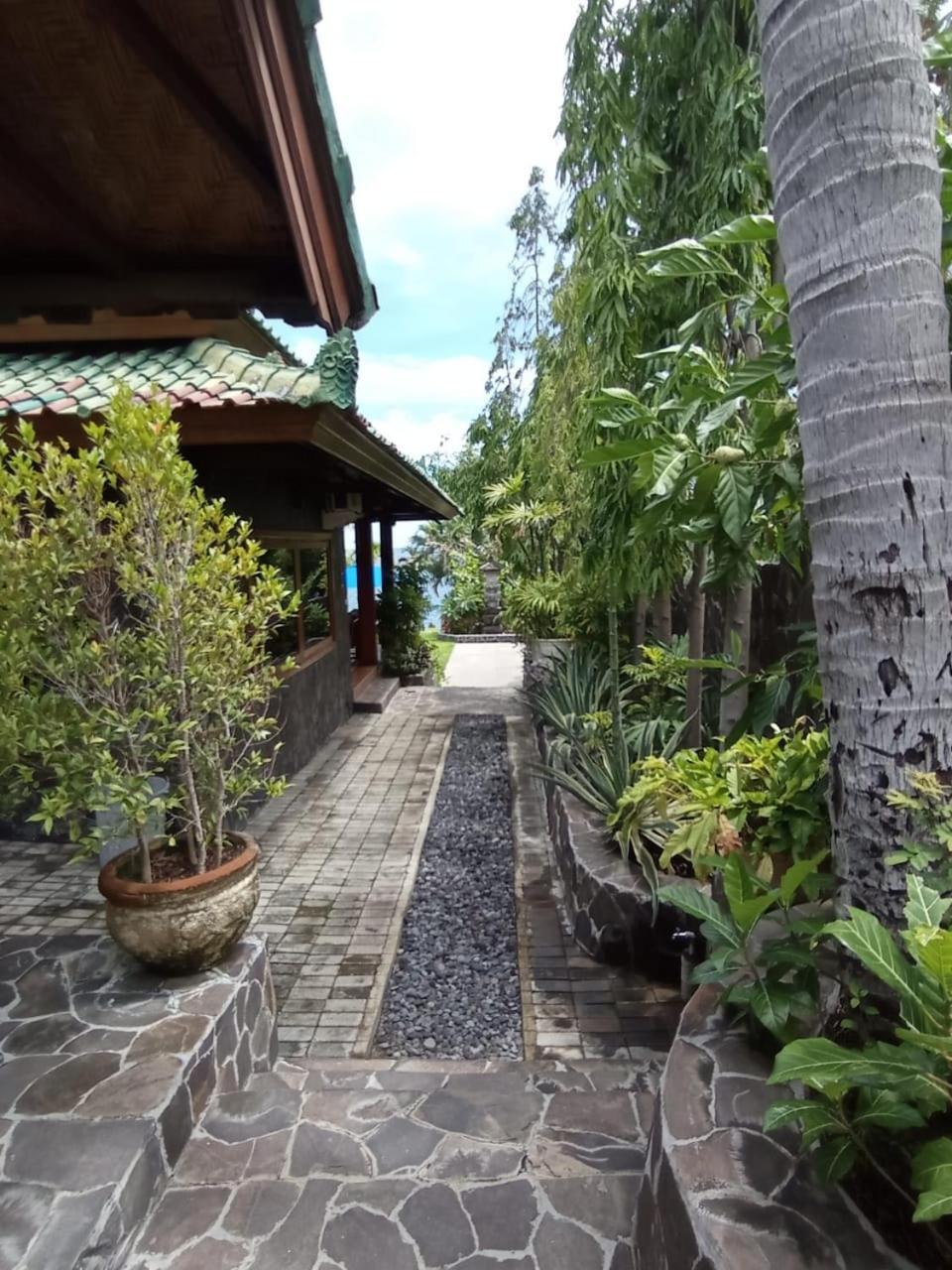 Absolute Beachfront, Paradise, 3Br Villa With Private Pool On 1200M2 Of Tropical Land Tulamben Zewnętrze zdjęcie