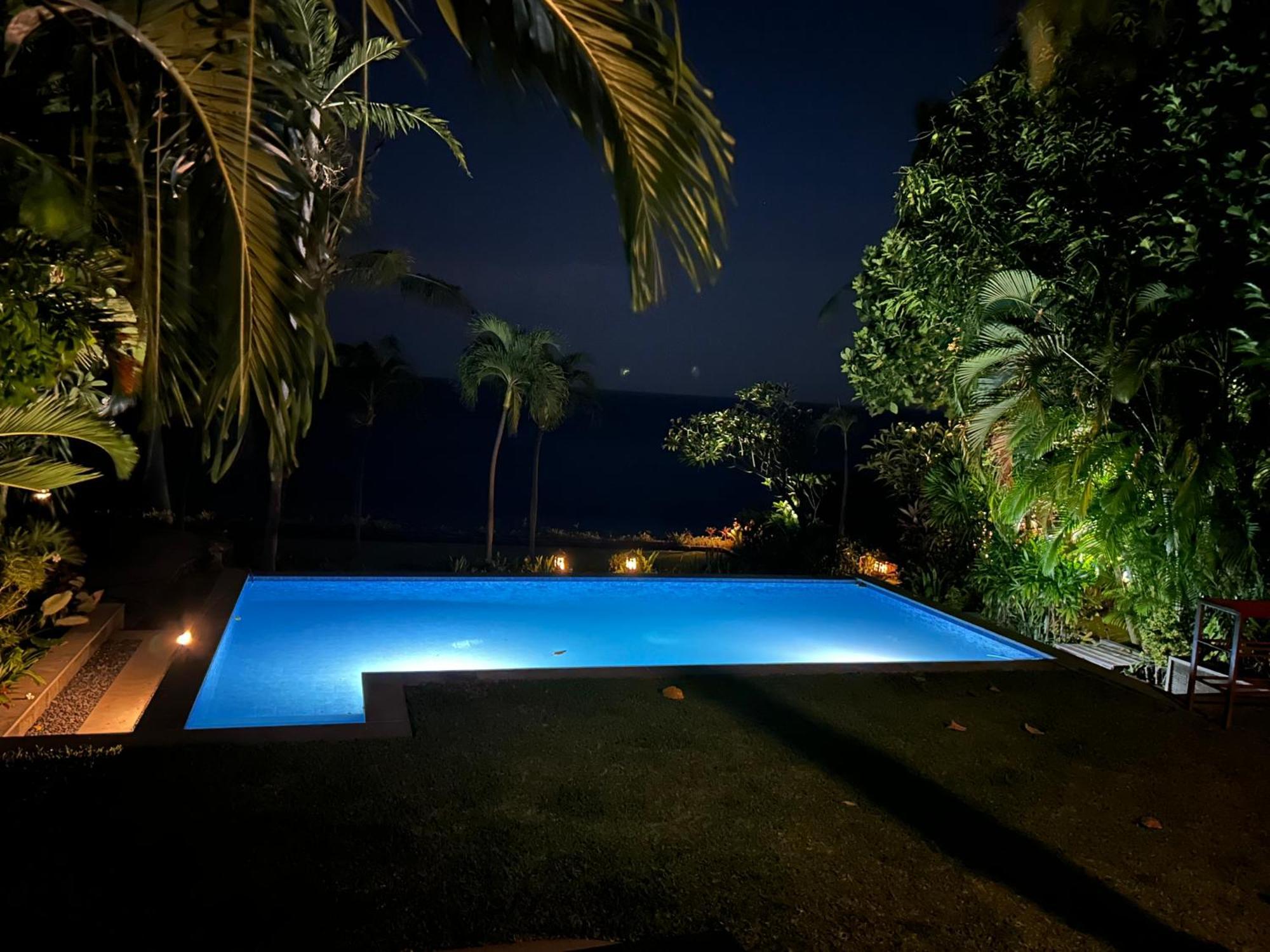 Absolute Beachfront, Paradise, 3Br Villa With Private Pool On 1200M2 Of Tropical Land Tulamben Zewnętrze zdjęcie